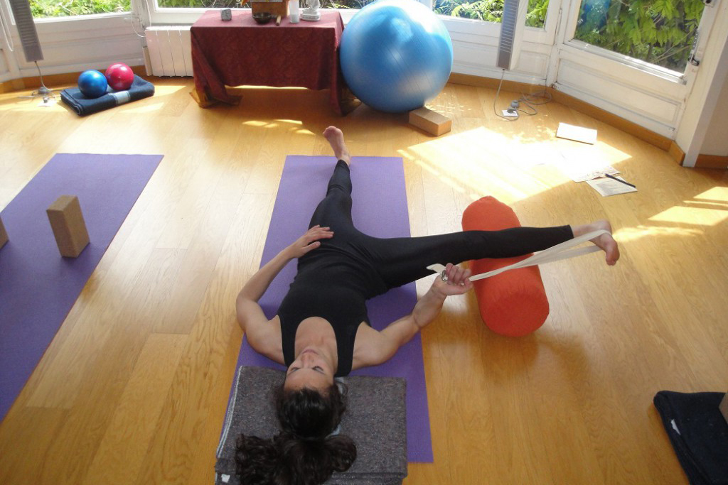 Backmitra (Marca Registrada), Liberación de la Espalda y Pecho y AJNA CHAKRA, el chakra de la intuición (yoga Pilates en Gracia Sant Gervasi)