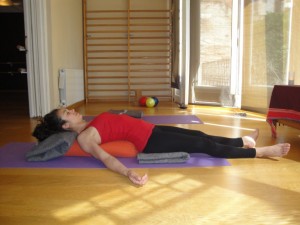 CURSO FORMACION INSTRUCTORAS PROFESORAS YOGA NIDRA MINDFULNESS BARCELONA