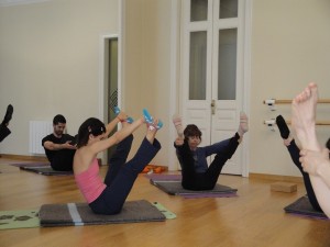 a yoga yoga barcelona pilates barcelona centros de yoga pilates gracia sant gervasi SISTEMA DARSHAN BIENESTAR Y CALIDAD (10)